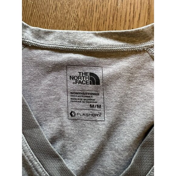 The North Face Women Short Sleeve Tee Shirt Flashory Athletic Size Medium Preppy - Picture 7 of 12